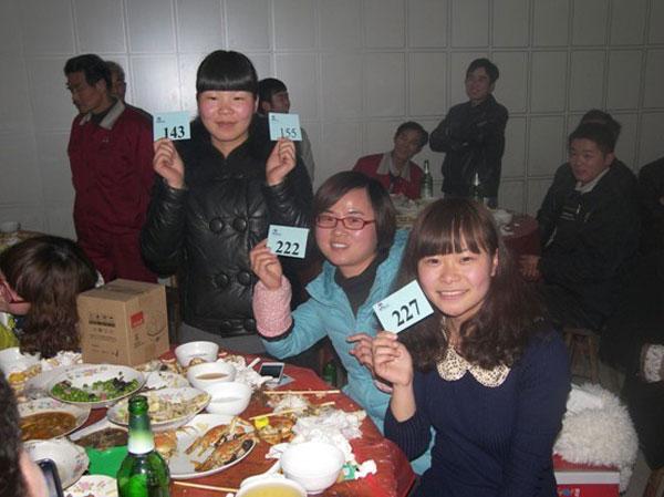 “永無(wú)止境、盛世華章”  記2012年年終晚會(huì)
